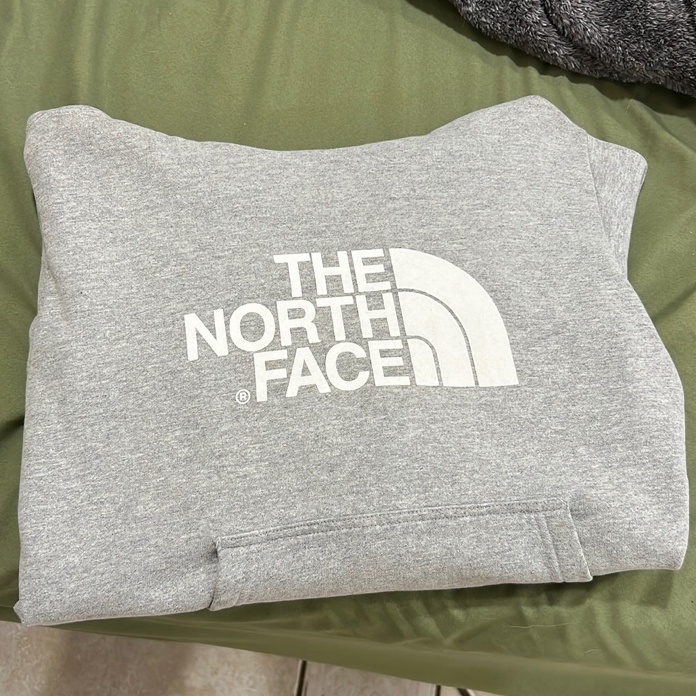 Grey NorthFace hoodie